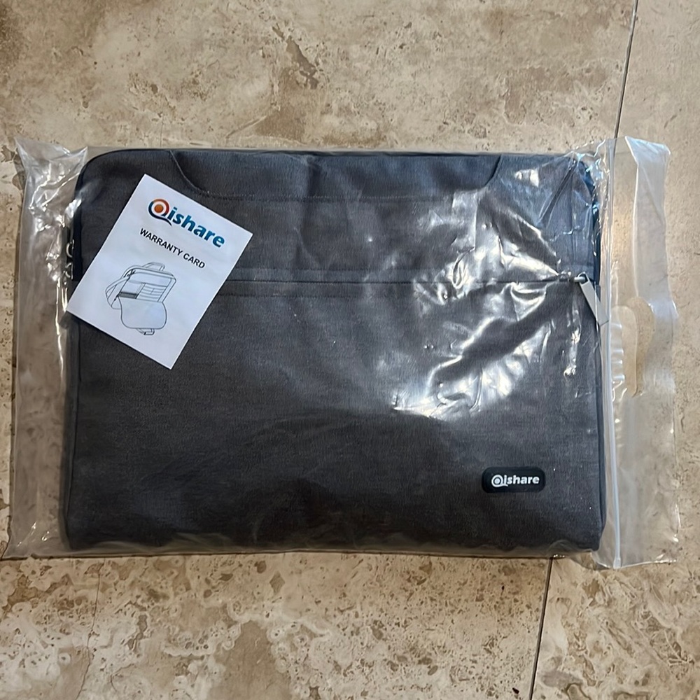 Qishare laptop/notebook bag NWOT